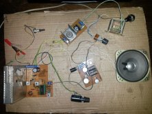 Ecological FM receiver with components from TV Tesla (4)